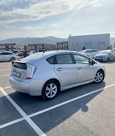 Toyota: Toyota Prius: 2010 г., 1.8 л, Гибрид, Хэтчбэк — 5