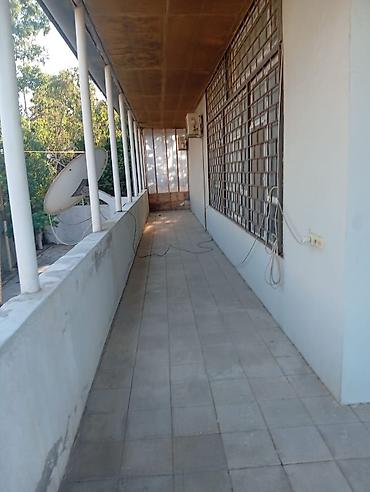 Geniş həyətyanı sahəsi və uzun eyvanı olan fərdi yaşayış evi - lalafo.az -da Geniş həyətyanı sahəsi və uzun eyvanı olan fərdi yaşayış evi -