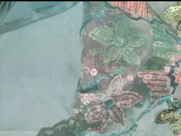 Ziyafət donları: ВЕЧЕРНОЕ ПЛАТЬЕ 50 МАНАТ 50 MANAT 15 MANAT ЗЕЛЕНОЕ ПЛАТЬЕ 10 — 8