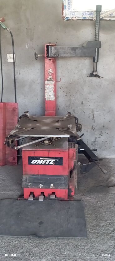 Biznes üçün program təminatı: UNITE təkər söküb-taxma aparatı - Brend/model: UNITE (şin
