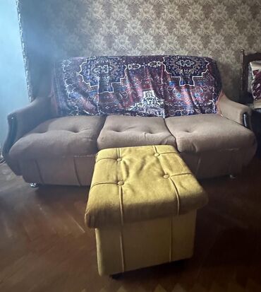 бескаркасный диван кровать: Б/у, Диван-кровать, Журнальный стол, 2 кресла, Пуфик, Без подьемного механизма, Раскладной
