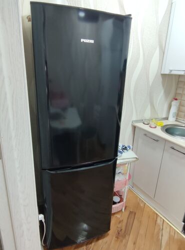холодильник мини: Б/у Холодильник No frost, цвет - Черный