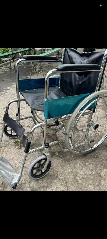 ортопедические товары: Инвалидная коляска в отличном состоянии пользовались 5 раз. Она может