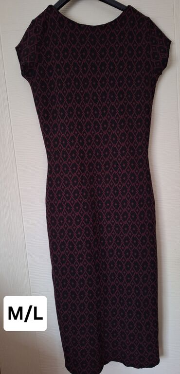 haljine zara midi: Bоја - Crna, Drugi stil, Kratkih rukava