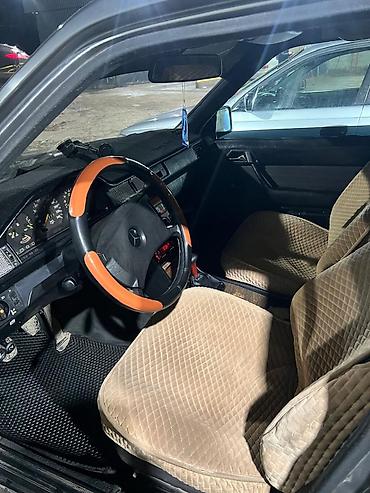 Mercedes-Benz E-Class: 1990 г., 2.2 л, Механика, Бензин, Седан