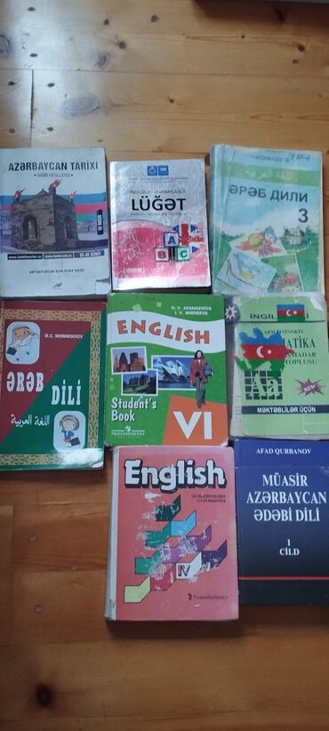 Kitablar, jurnallar, CD, DVD: Təcili satılır razılaşmaq olar