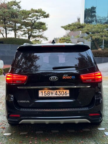 Kia: Kia Carnival: 2019 г., 2.2 л, Автомат, Дизель, Минивэн — 6