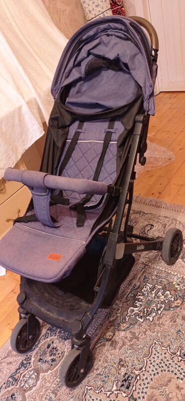 Gəzinti arabaları: İki tutacaqlı araba, Bebeto, İşlənmiş, Cins: Oğlan, Yaş: 6-12 ay, Ünvandan götürmə -da lalafo.az — 14 Gəzinti arabaları: İki tutacaqlı araba, Bebeto, İşlənmiş, Cins: Oğlan, Yaş: 6-12 ay, Ünvandan götürmə — 14