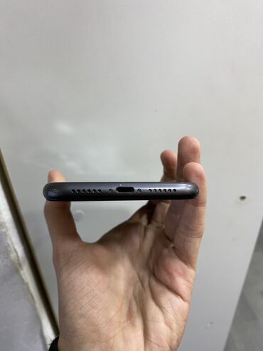 Apple iPhone: IPhone 11, 64 GB, Qara, Zəmanət, Simsiz şarj, Face ID — 3