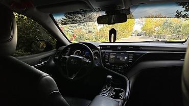 тайота в: Toyota Camry: 2019 г., 2.5 л, Автомат, Гибрид, Седан — 8