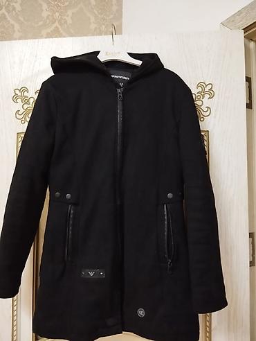 Kurtkalar: Kişi üçün, razmer 38 (M).
Sumqayit — 4