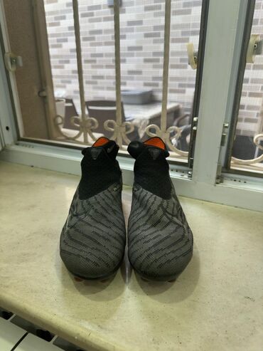 Nərdlər: Butslar Nike, Ölçü: 40, İşlənmiş