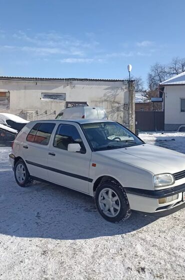 Volkswagen: Volkswagen Golf: 1992 г., 1.8 л, Механика, Бензин, Хэтчбэк