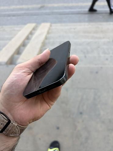 iphone 14 ekran: IPhone 14, Qara, Face ID — 4