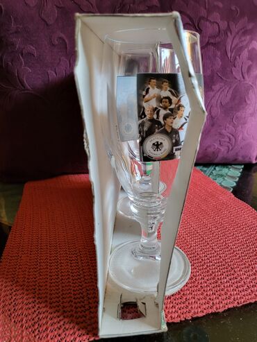 Čaše: Case nove za pivo iz 2005 godine. Case nove,dezen bez ostecenja,sve — 5