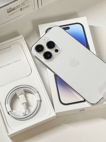 чехол для айфон 14: IPhone 14 Pro, Колдонулган, Ак, Кабель, 82 %