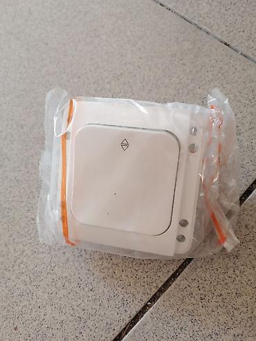 Prekidači: Trofazni zidni prekidač i utičnice – komplet za instalacije - — 11