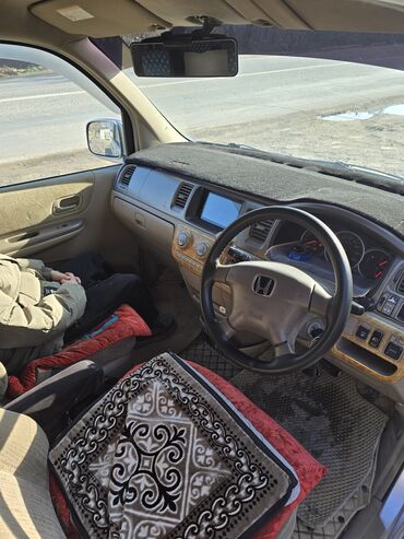 Honda: Honda Stepwgn: 2002 г., 2 л, Автомат, Бензиновая, Минивэн — 8