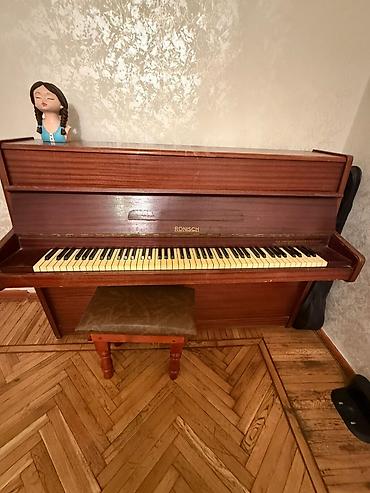 Digər mebel: Rönish Piano Alman istehsalı, illərdir istifadə olunmayıb, antikadır — 1