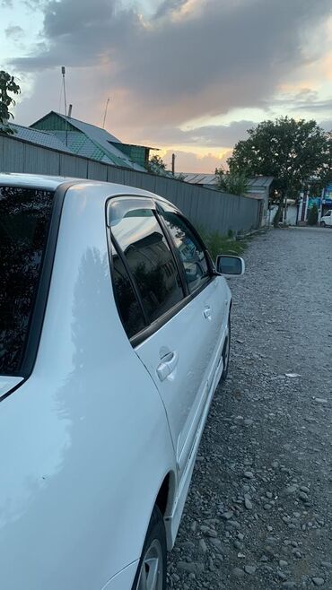 corolla runx: Mitsubishi Lancer: 2005 г., 2 л, Механика, Бензин, Седан