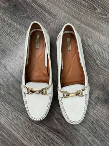 Zimske jakne: Tommy Hilfiger, Jednobojni, Sa postavom, Perje na lalafo.rs — 10 Zimske jakne: Tommy Hilfiger, Jednobojni, Sa postavom, Perje — 10