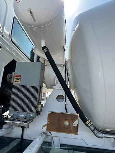 Автобетономешалки: Бетономешалка, 2022 г., 12 м3 — 10