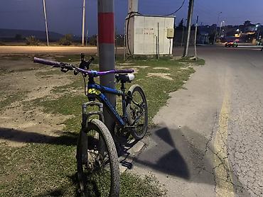 Dağ velosipedləri: Velosiped – QSGUANG markası, dağ/şəhər tipi Xüsusiyyətlər: - Yüngül — 12