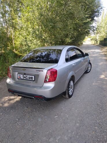 матиз 2008: Chevrolet Lacetti: 2008 г., 1.6 л, Механика, Бензин, Седан