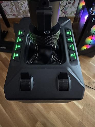 Видеоигры и приставки: Tam Nəzarət Paneli və Joystick: Həm baza üzərində, həm də joystick — 5