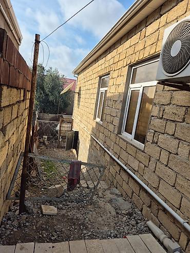 Həyət evləri və villaların satışı: Həyət evi satılır/ Xüsusiyyətlər: - Kürsülü, monolit-fundamentli — 9