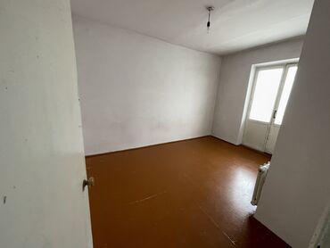 борсан квартира: 3 комнаты, Собственник, Без подселения, С мебелью частично