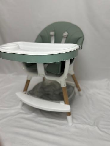 Стульчики для кормления: Продаются новые стульчики для кормления. Стильные и удобные . Съемный — 31