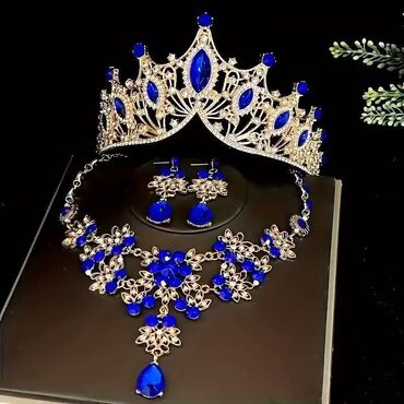 Setovi nakita: ⚡Setovi 
⚡Kruna, mindjuše, ogrlica
⚡Cena 2800 din — 9