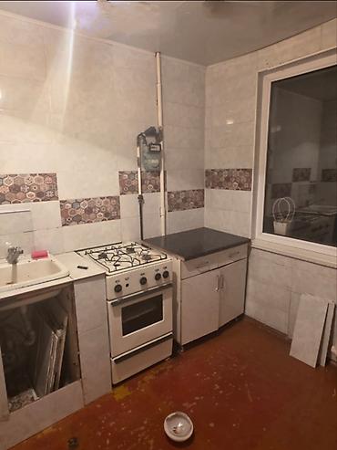 104 квартира: 2 комнаты, 44 м², 10 мкр 104 серия, 2 этаж — 1