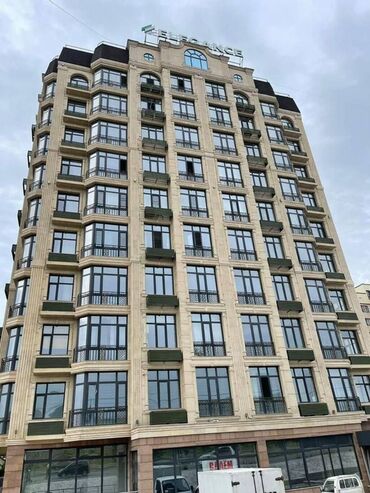 стол для растяжки спины: 1 комната, 44 м², Элитка, 10 этаж, Евроремонт