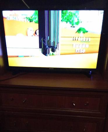 ТВ и видео: Б/у Телевизор Hisense 32" HD (1366x768) — 2