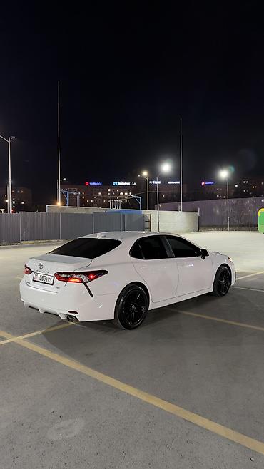 дачики: Toyota Camry: 2021 г., 2.5 л, Автомат, Бензин, Седан — 3