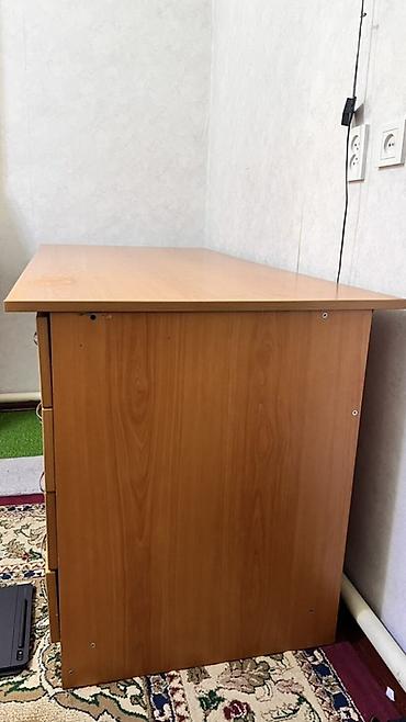 Компьютерные столы: Компьютерный стол, С полками — 9