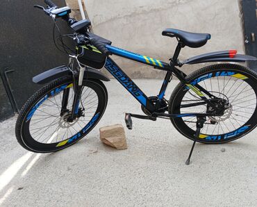 резина 215 45 r17: Новый Городской велосипед Anmier, 26", скоростей: 21, Самовывоз
