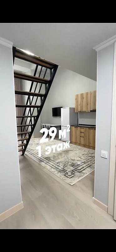 Батирлерди ижарага берүү: Студия с антресолью, 40м² Аламедин 1 улица Загорская 18 Планировка и — 2