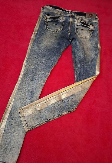 bele ski pantalone: Berschka Ženske farmerke – super skinny kroj - Materijal: teksas sa — 4
