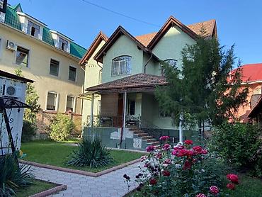Продажа коттеджей и домов: ‼️ Продаётся 3х уровневый дом Абая Горького‼️ Цена: 550000💵 — 1