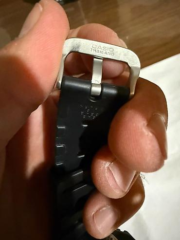 Aksesuarlar: Casio G‑Shock GA‑2100 seriyalı qol saatı (analoq + rəqəmsal) — 2