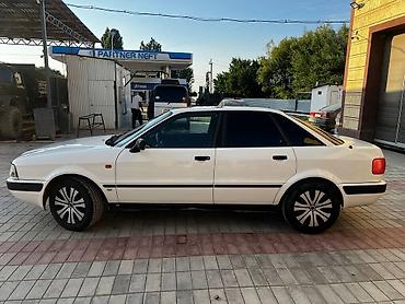 енкар авто: Audi 80: 1993 г., 2 л, Механика, Бензин, Седан — 3