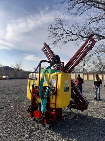 saatlıda sadığ traktor: Çiləyici 1000 LT lik. Türkiyənin çox keyfiyyətli Öntar firmasıdır. 16