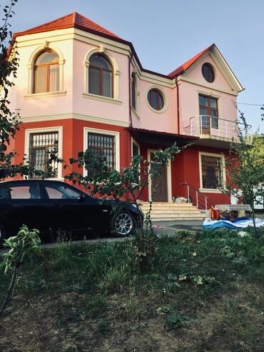Həyət evləri və villaların satışı: 6 otaqlı, 220 kv. m, Yeni təmirli