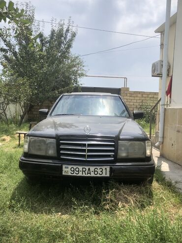 mersedes amartizator: Mercedes-Benz 200: 2 l | 1988 il Sedan