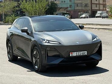 byd e1: Changan : 2025 г., 1.5 л, Автомат, Электромобиль, Кроссовер — 1