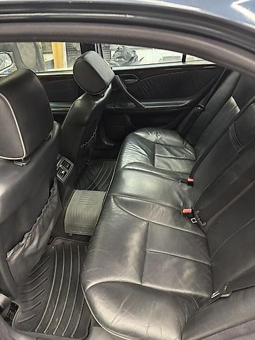 Mercedes-Benz: Mercedes-Benz E-Class: 2000 г., Бензин, Седан — 5