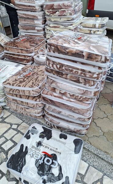 Ćebad i pokrivači: Mešavina, Veličina - Bračna, bоја - Šareno — 8